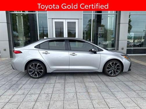 Classic Silver Metallic 2022 Toyota Corolla SE