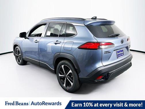 2025 Toyota Corolla Hybrid SE