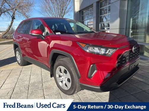 2022 Toyota RAV4 LE