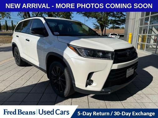 2019 Toyota Highlander SE