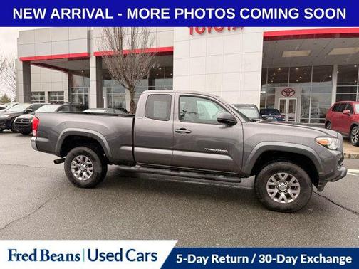 2017 Toyota Tacoma SR5