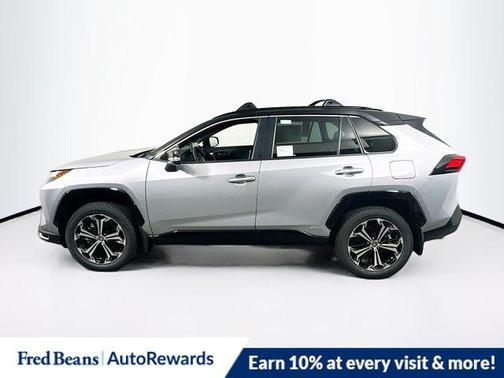 2025 Toyota RAV4 Hybrid SE