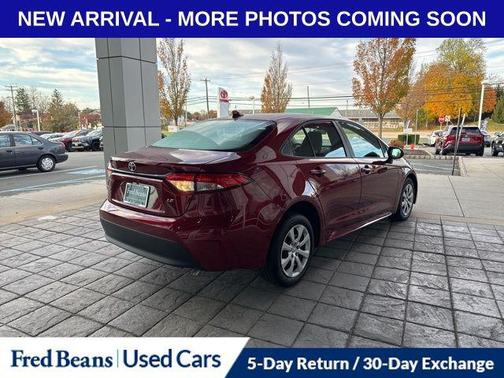 2025 Toyota Corolla LE