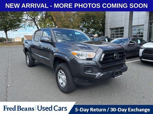 2022 Toyota Tacoma SR