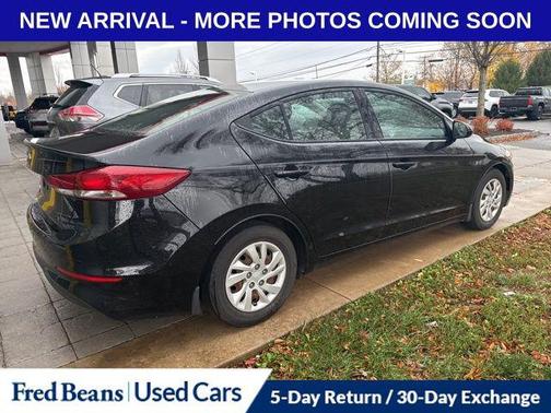 2018 Hyundai ELANTRA SE