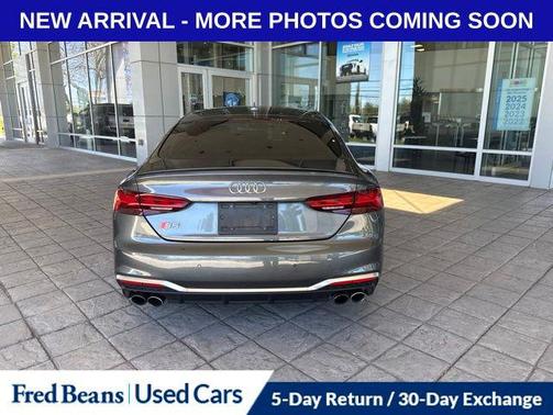 Daytona Gray Pearl Effect 2020 Audi S5 Premium Plus TFSI quattro Tiptronic