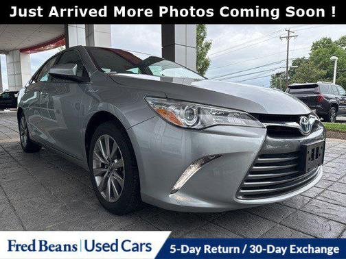 2016 Toyota Camry Hybrid XLE