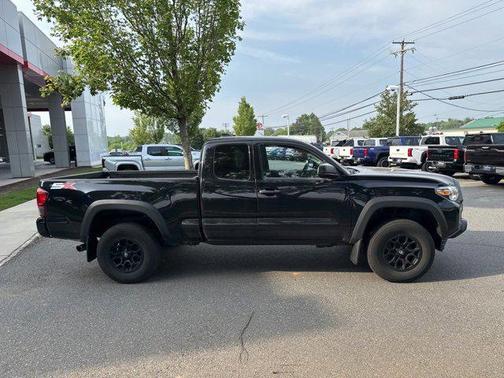 2021 Toyota Tacoma SR