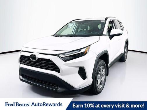 2025 Toyota RAV4 XLE