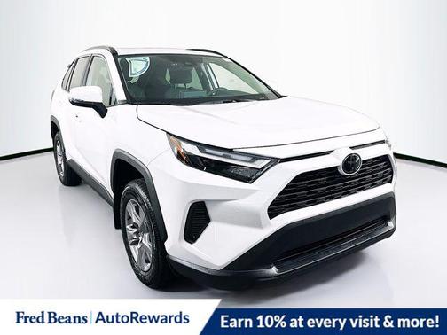 2025 Toyota RAV4 XLE