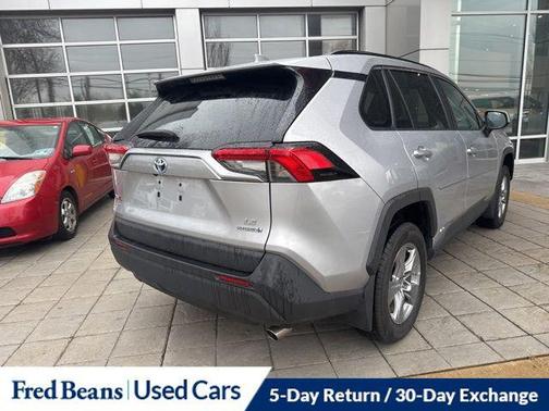 2022 Toyota RAV4 Hybrid LE