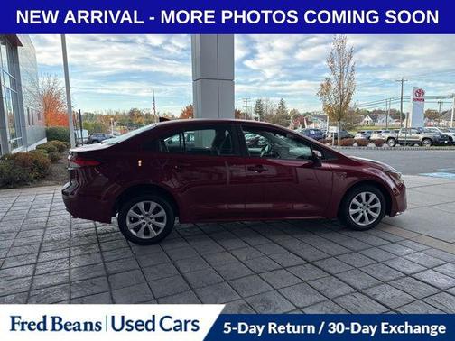 2025 Toyota Corolla LE