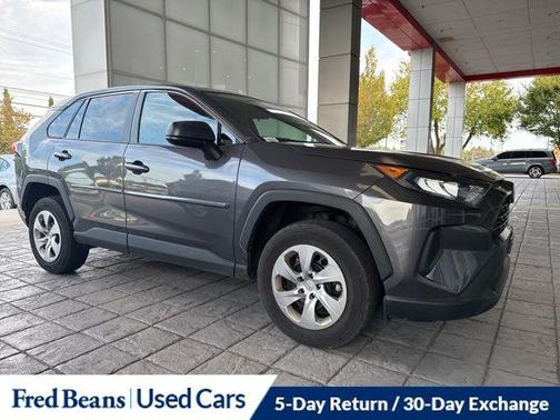 2022 Toyota RAV4 LE