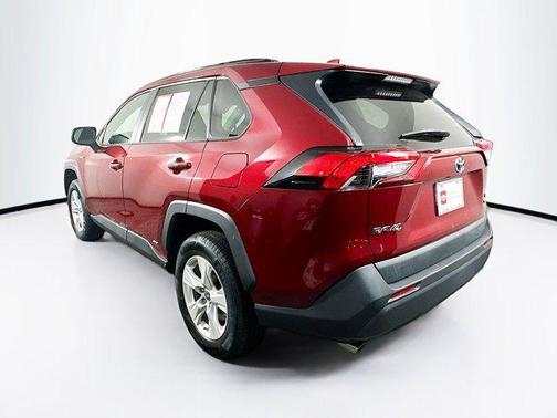 2021 Toyota RAV4 Hybrid LE