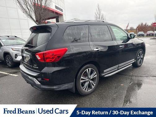 2019 Nissan Pathfinder Platinum