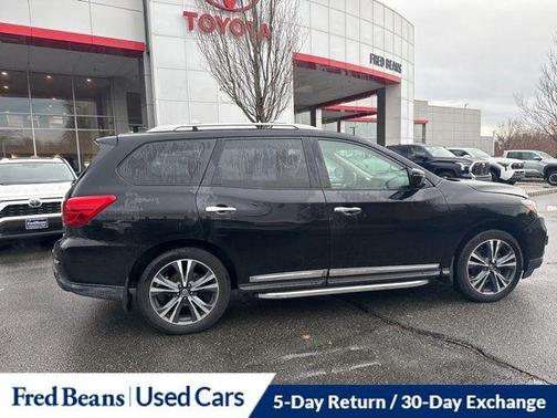 2019 Nissan Pathfinder Platinum