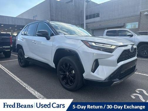 2023 Toyota RAV4 Hybrid SE