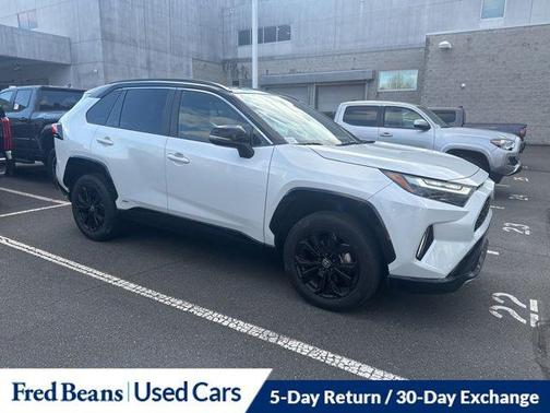 2023 Toyota RAV4 Hybrid SE