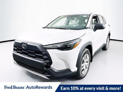 Pearl 2026 Toyota Corolla Cross L