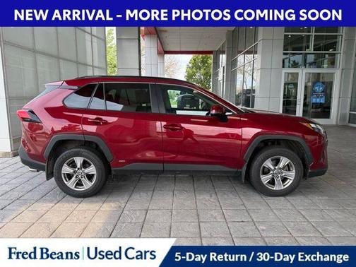 Ruby Flare Pearl 2022 Toyota RAV4 Hybrid XLE