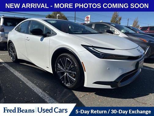 2024 Toyota Prius XLE
