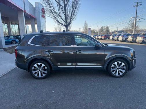 2022 Kia Telluride S