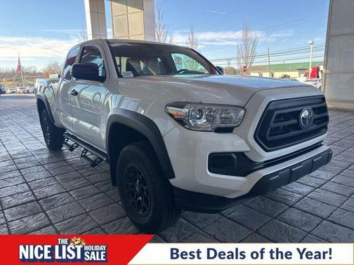 2022 Toyota Tacoma SR
