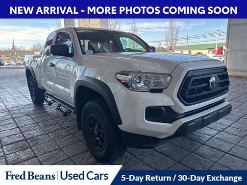 2022 Toyota Tacoma SR