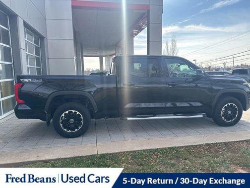 2022 Toyota Tundra SR5