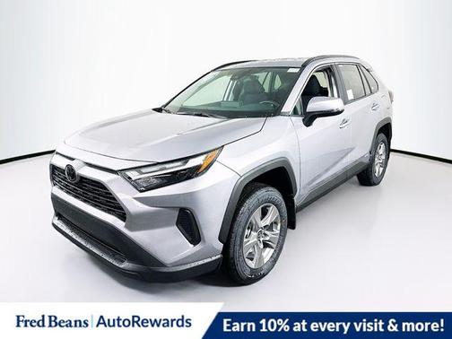 2025 Toyota RAV4 Hybrid LE