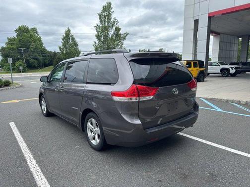 2013 Toyota Sienna LE