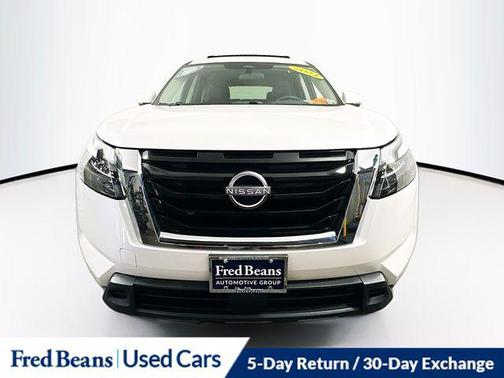 2024 Nissan Pathfinder SV 4WD