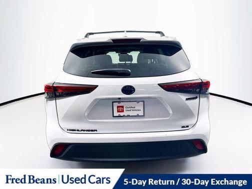 2023 Toyota Highlander Hybrid XLE