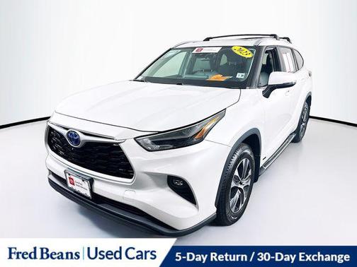 2023 Toyota Highlander Hybrid XLE