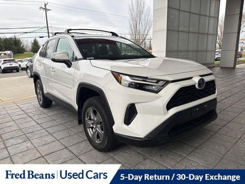 2023 Toyota RAV4 XLE