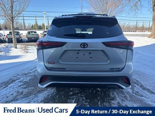 2024 Toyota Highlander XSE