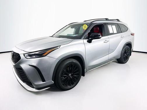 2024 Toyota Highlander XSE