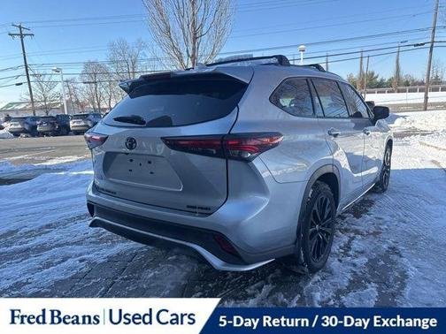 2024 Toyota Highlander XSE