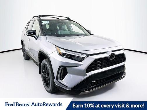 2025 Toyota RAV4 Hybrid SE