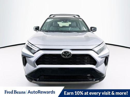 2025 Toyota RAV4 Hybrid SE