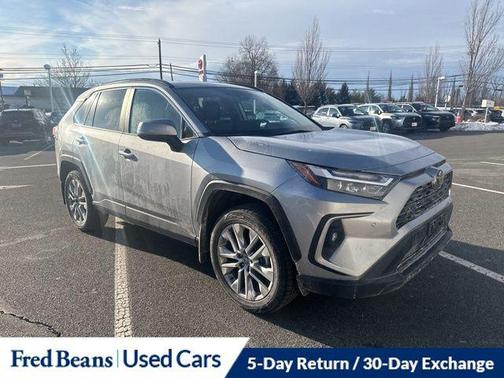 2024 Toyota RAV4 XLE Premium