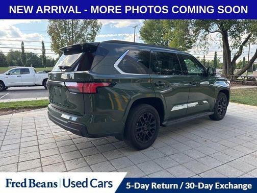 2023 Toyota Sequoia SR5