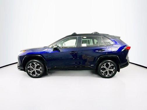 2025 Toyota RAV4 Hybrid SE