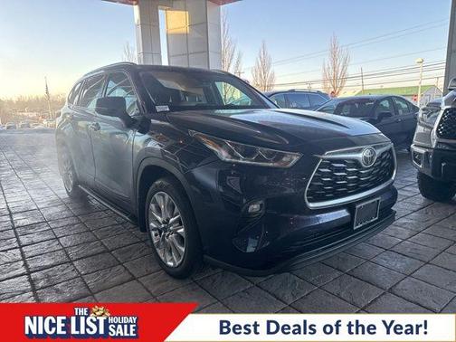 2022 Toyota Highlander Limited