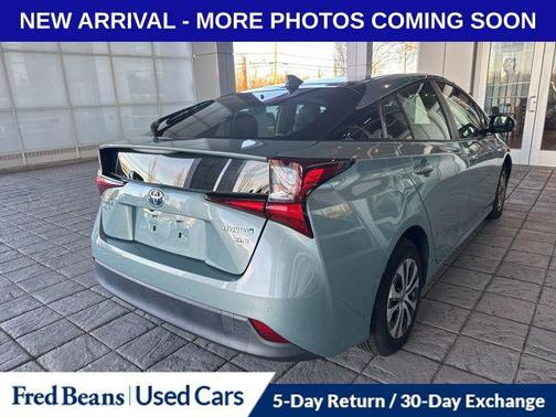 2019 Toyota Prius XLE