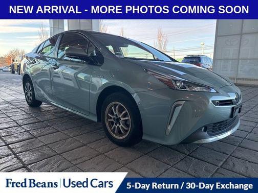 2019 Toyota Prius XLE
