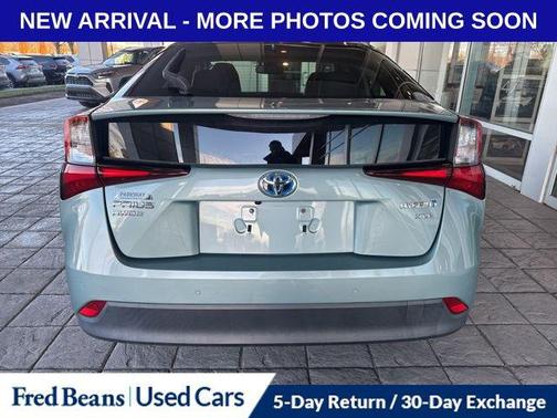 2019 Toyota Prius XLE