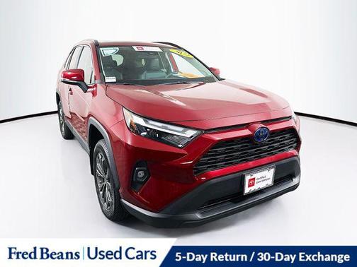 2022 Toyota RAV4 Hybrid XLE Premium