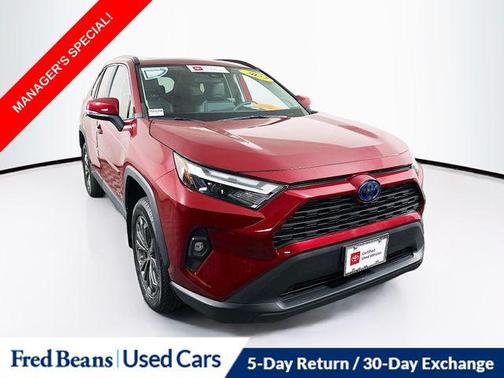 2022 Toyota RAV4 Hybrid XLE Premium