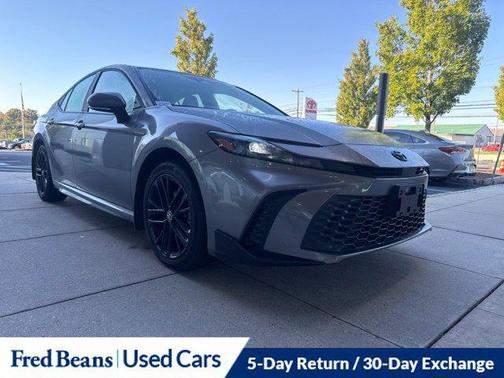 Heavy Metal 2025 Toyota Camry SE